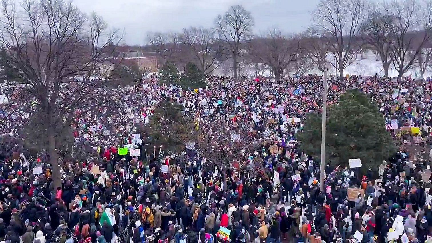 Opcja ataku na Iran już na stole. Trump musi wybrać
