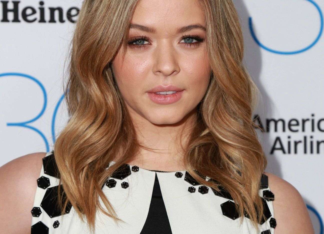 Patrzyła, jak jej rodzice piją. "Byli alkoholikami"