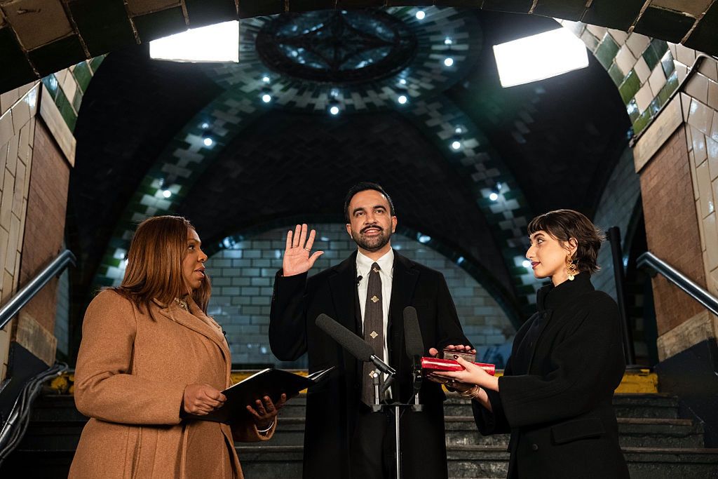 23-latek z Ukrainy zatrzymany na Okęciu. Z zagłuszarką fal radiowych