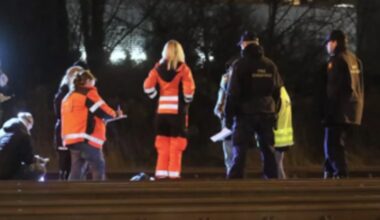 Tragedia na torach. Młoda kobieta potrącona przez pociąg osobowy - Onet