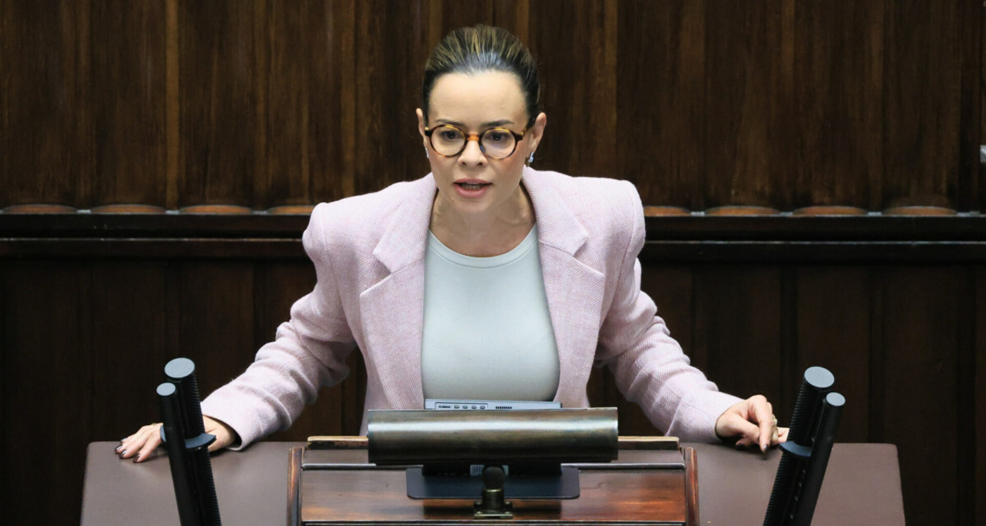 Pucz w Polsce 2050? Posłanka wyrzucona. Ostre słowa Szymona Hołowni