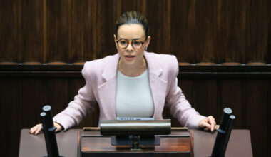 Pucz w Polsce 2050? Posłanka wyrzucona. Ostre słowa Szymona Hołowni