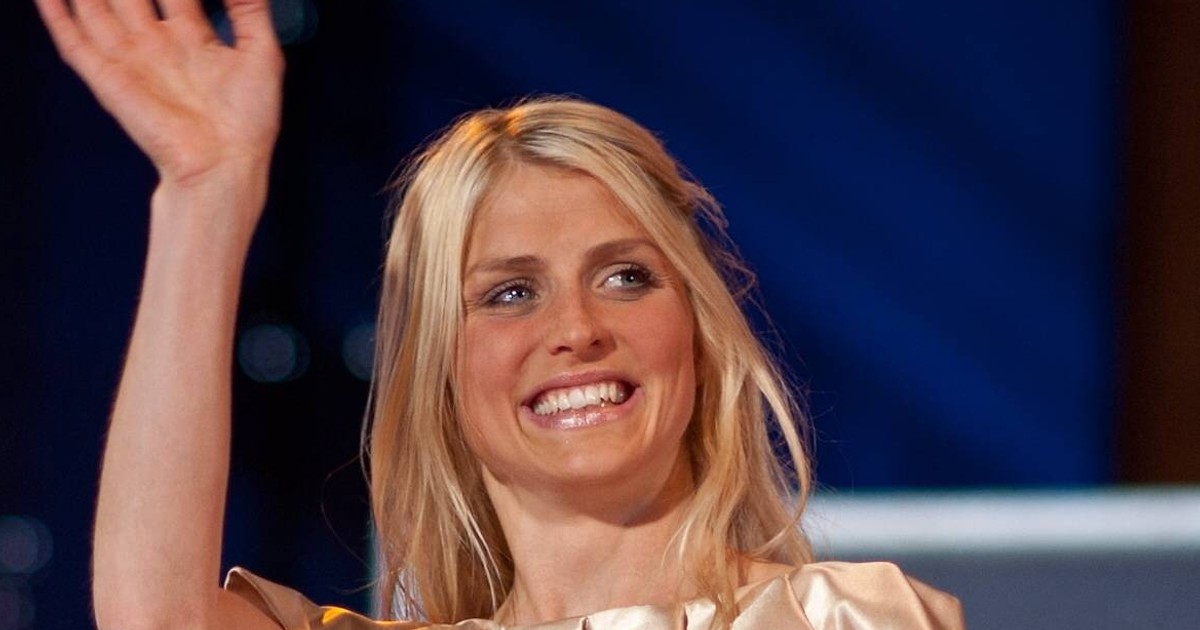 Wyjątkowe chwile podczas gali. Rywalka Justyny Kowalczyk podziękowała za nagrodę i urodziła syna