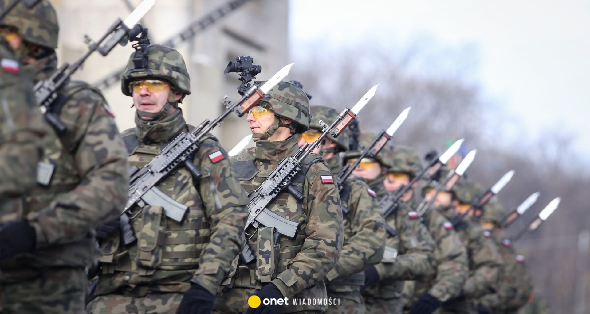 Polacy przeciwni tymczasowemu podatkowi. Zdecydowane "nie" [SONDAŻ] - Onet Wiadomości