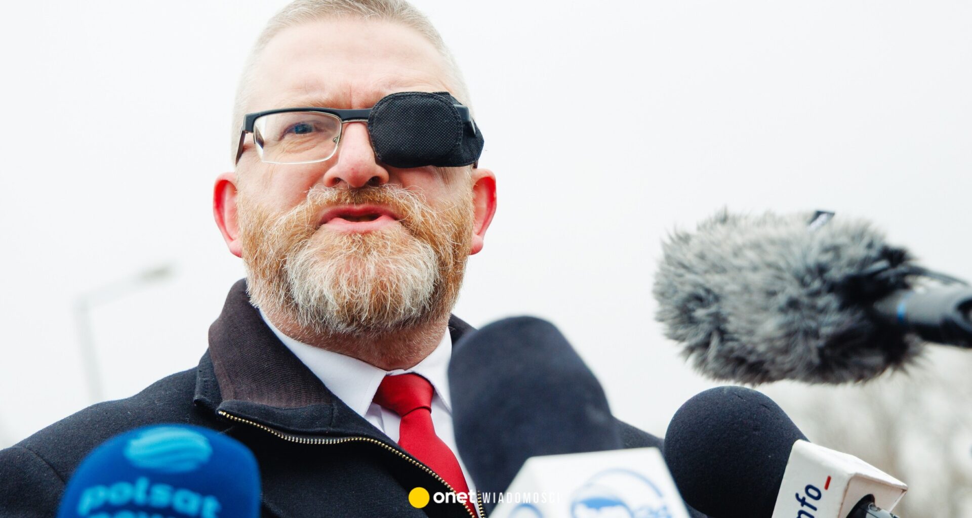 Tylu Polaków chce partii Brauna w Sejmie. Na "nie" blisko połowa badanych