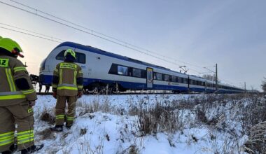 Groźny incydent na kolei. Maszynista zgłosił brak szyny, ponad metrowy ubytek - Onet