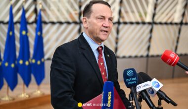 Radosław Sikorski pojedzie do Waszyngtonu. Weźmie udział w ważnym spotkaniu