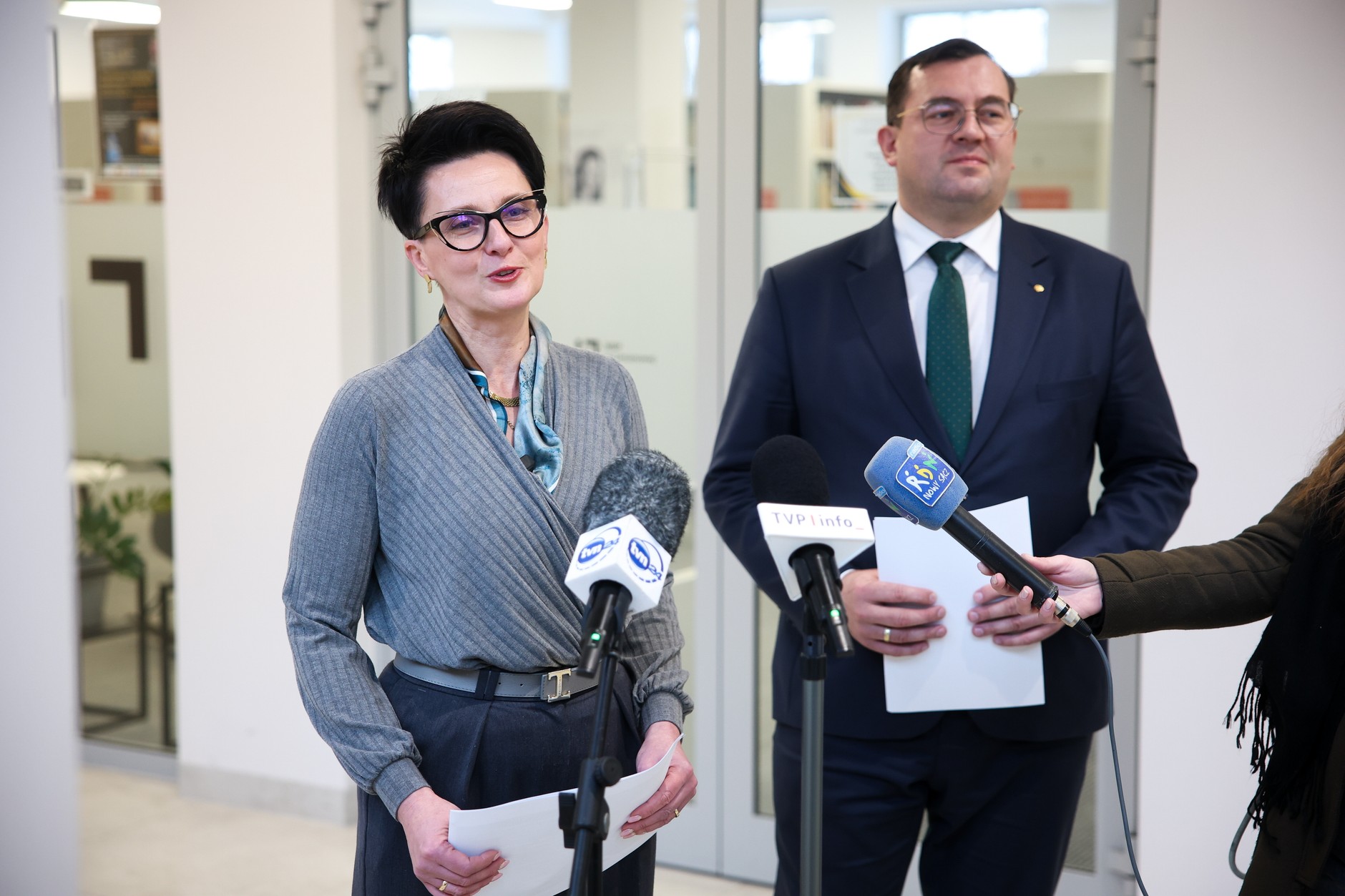 Urszula Nowogórska i minister rolnictwa Stefan Krajewski