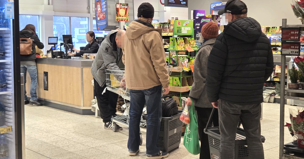 Na potęgę drożeje towar, który uwielbiają Polacy. Cichaczem zmniejszyli też czekolady