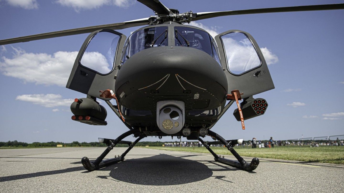 AW109 szkolno-bojowy