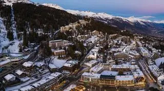 Miejscowość Crans-Montana w Szwajcarii