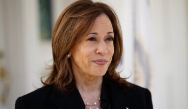 Kamala Harris uderza w Donalda Trumpa. "Układy z kolesiami Maduro"