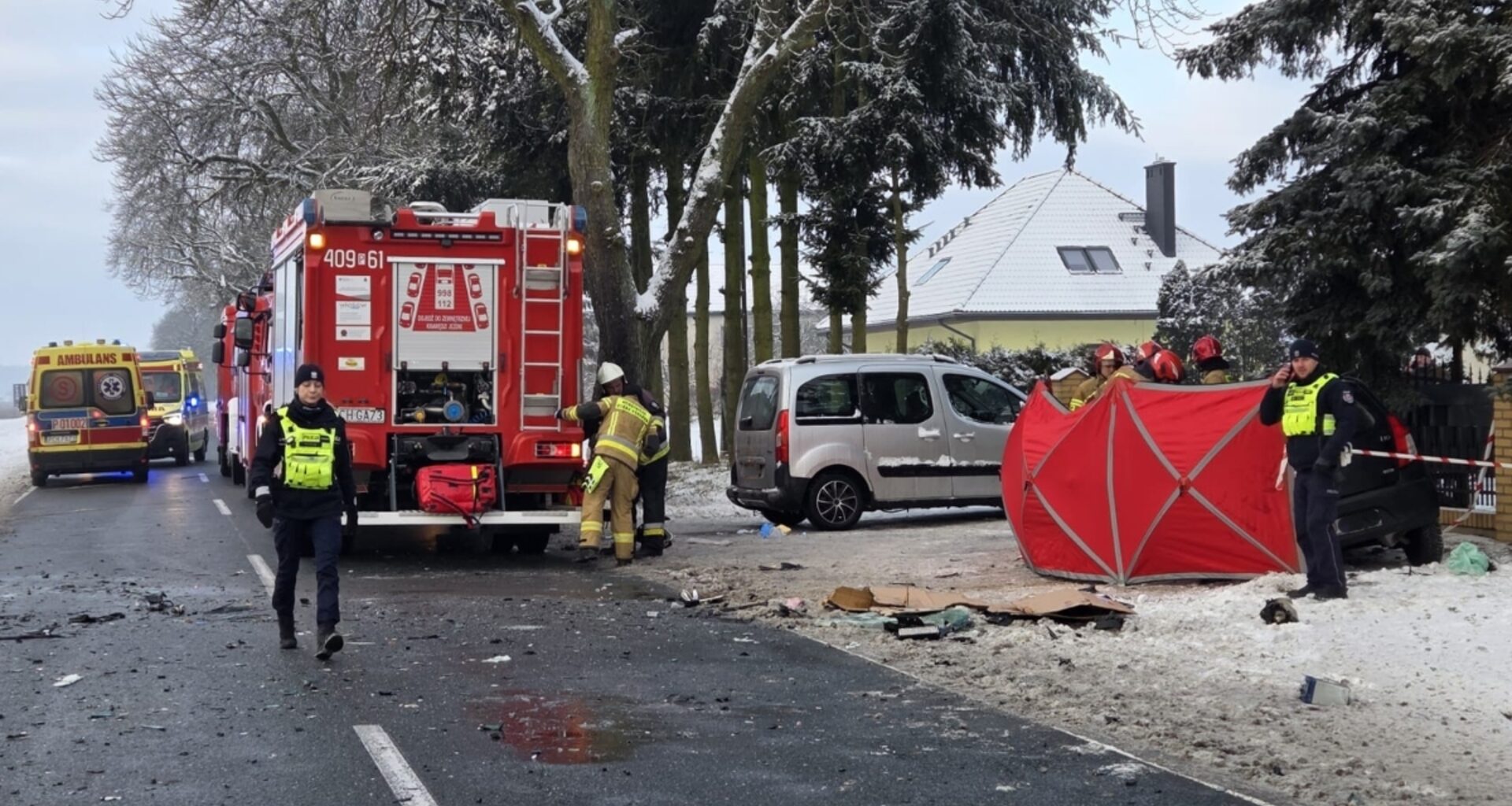Wypadek w Studźcach. Nie żyją kobieta i jej 4-letnia córka