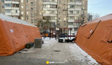 Kijów pogrążony w mrozie i ciemności. Mieszkańcy walczą o przetrwanie