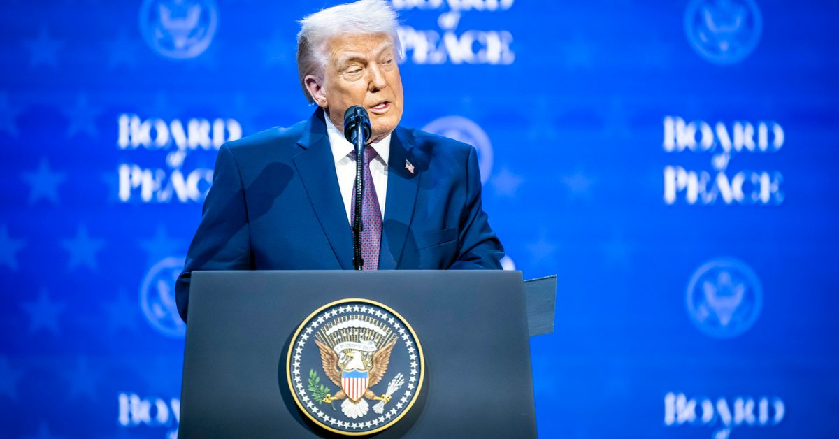 Donald Trump, prezydent USA, podczas spotkania nowo powstałej Rady Pokoju. Davos, 22 stycznia 2026 r.