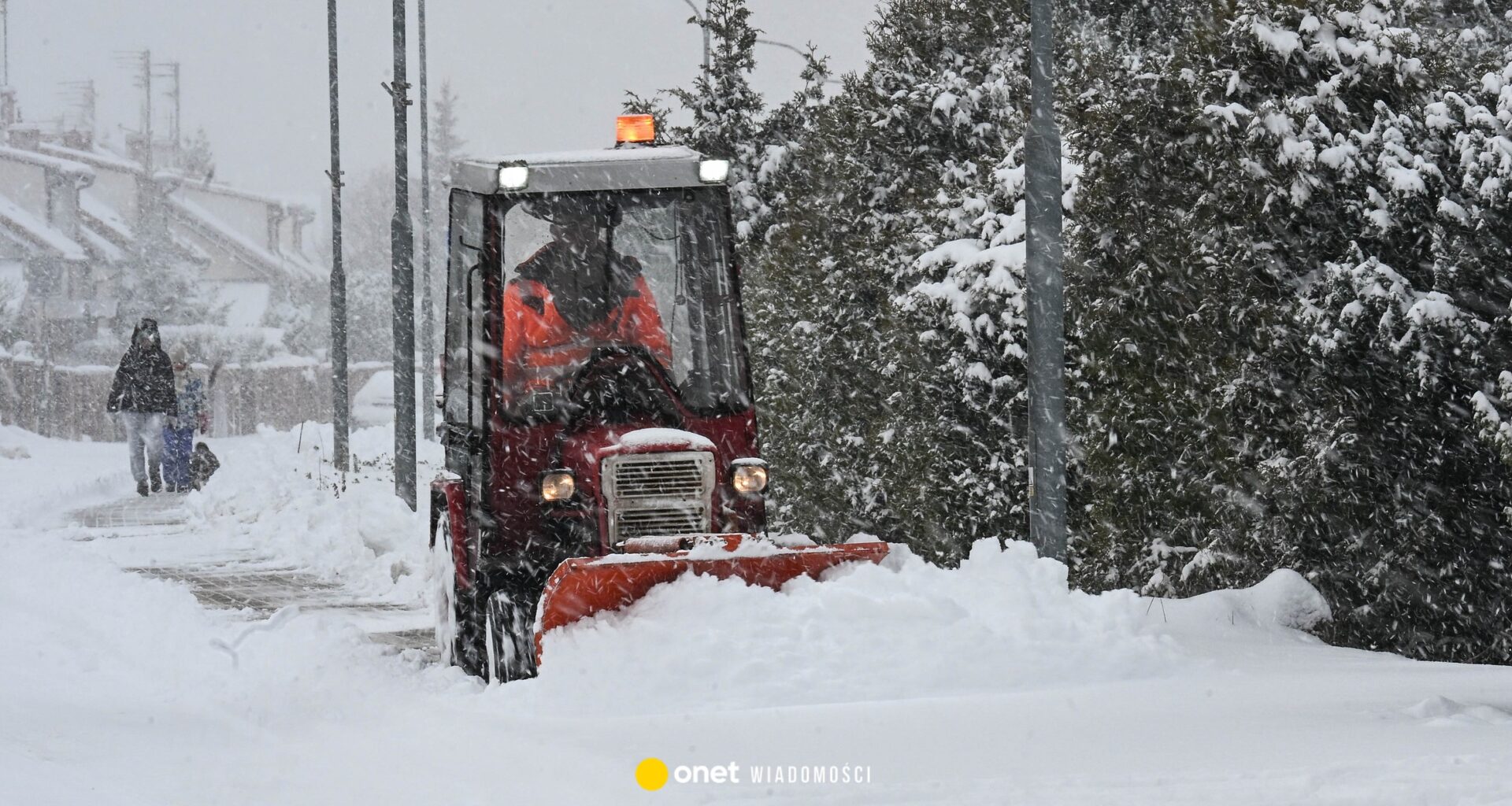 Zamknięte szkoły w woj. warmińsko-mazurskim. Nowe informacje od starosty