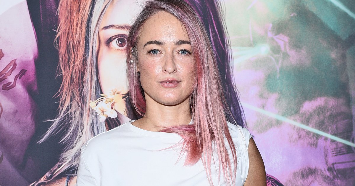 Matylda Damięcka opublikowała grafikę z symbolem SS. "Większość się przyzwyczaja"