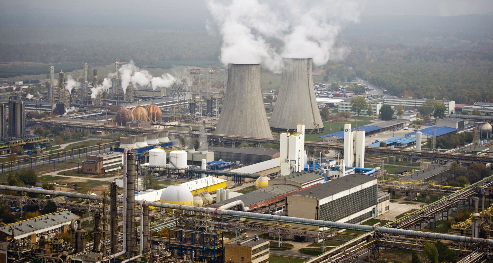 Izera zmienia strategię. Poszuka partnera, ale nie w Chinach