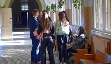 Trump do Irańczyków: "Pomoc jest w drodze". Kurczy się czas, a reżim odzyskuje siłę