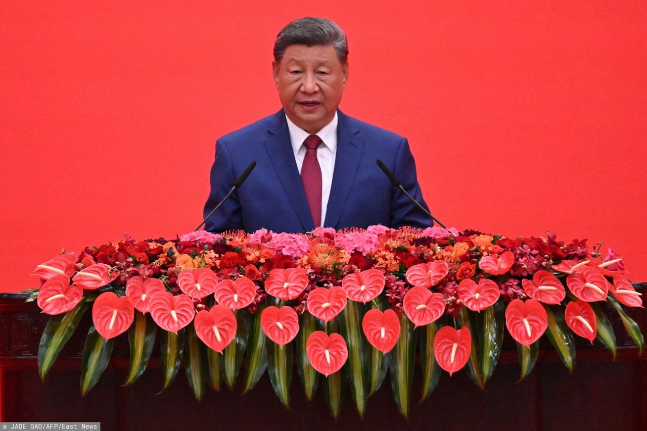 Tajny pakt "ropa za broń". Tak Chiny dogadały się z Iranem