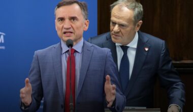 "Szklanka" w Warszawie. Od rana służby w akcji