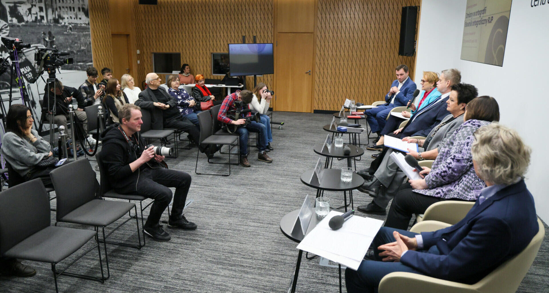 Zmieniają się zasady ortografii. Ręka może zadrżeć. "Serce krwawi"