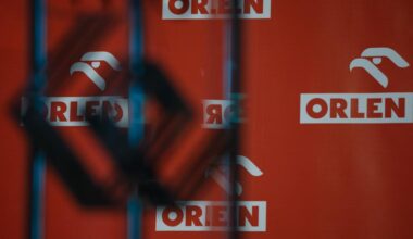 Orlen najmocniejszy w WIG20 i znów powyżej 100 zł. WIG przebił 120 tys. pkt. pierwszy raz w historii