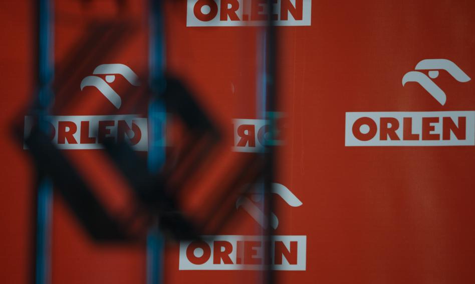 Orlen najmocniejszy w WIG20 i znów powyżej 100 zł. WIG przebił 120 tys. pkt. pierwszy raz w historii