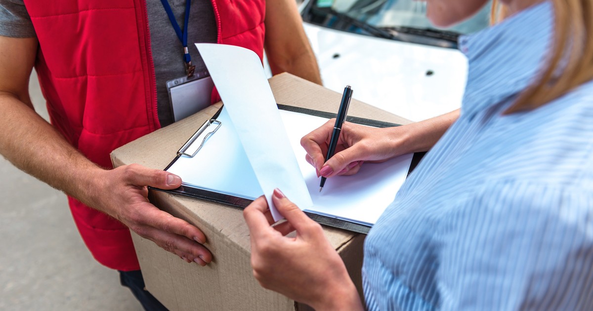 Przesyłka, której nie zamawiałeś. To może być brushing scam