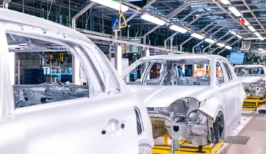 Gigant zwalnia, pracę straci aż 740 osób. Związkowcy walczą o potężne odprawy