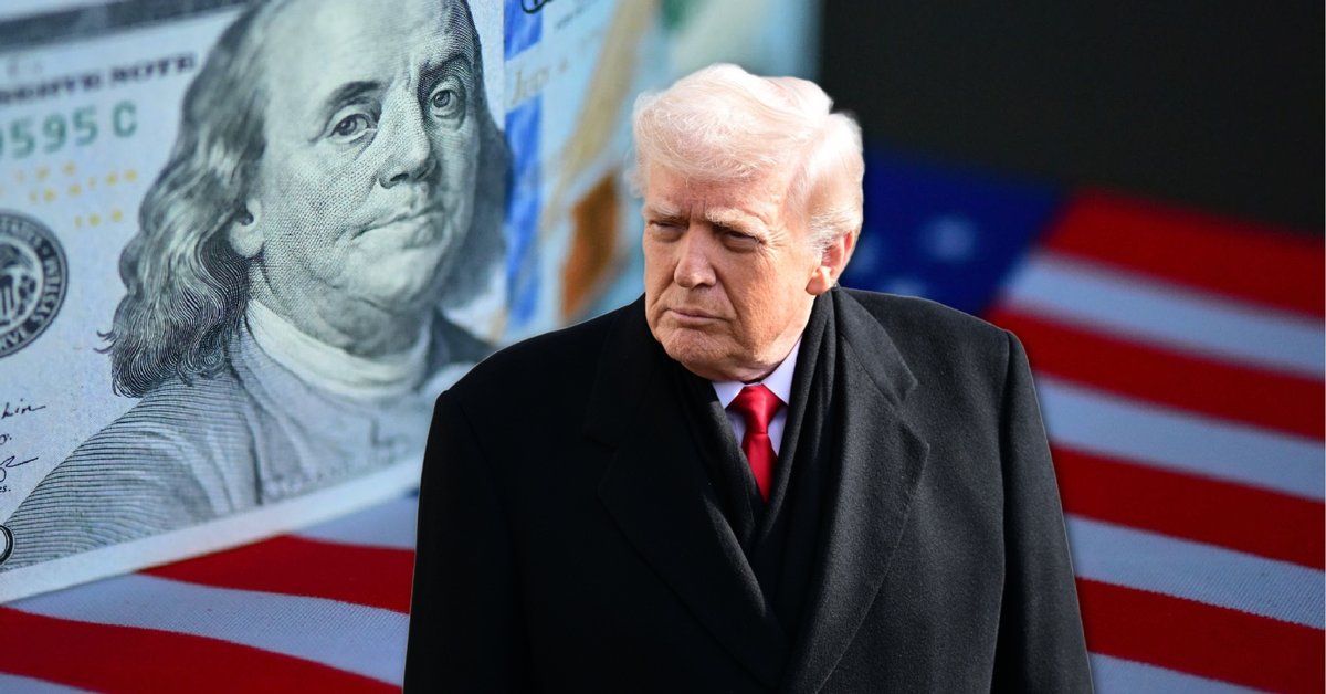 Donald Trump, w tle amerykański dolar