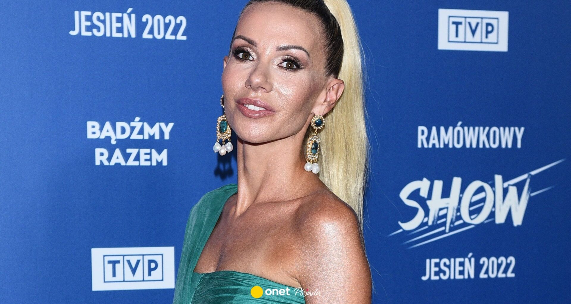 Małgorzata Opczowska przyjmuje księdza po kolędzie. Ale nie w swoim domu