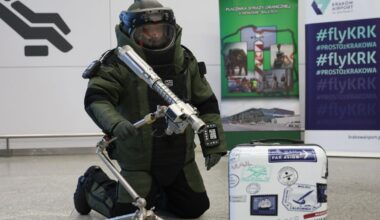 Zabrała z hali przylotów nie swoją torbę. Akcja służb w Balicach - Onet