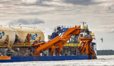 Położono stępkę pod pływający terminal FSRU