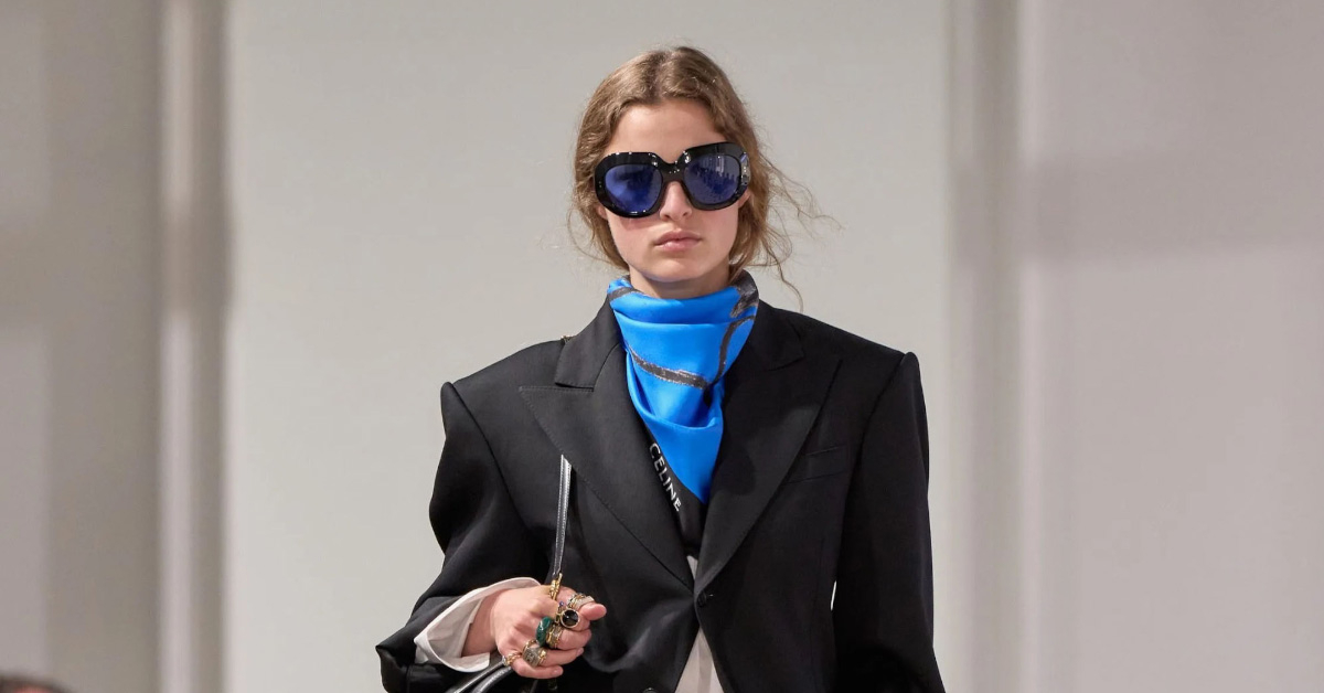 Proste triki stylizacyjne z pokazów kolekcji na sezon wiosna-lato 2026, które warto wypróbować w 2026 roku