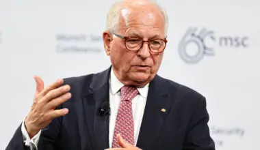 Niemiecki prawnik: Dlaczego w ramach reparacji nie przekazać Polsce okrętu?