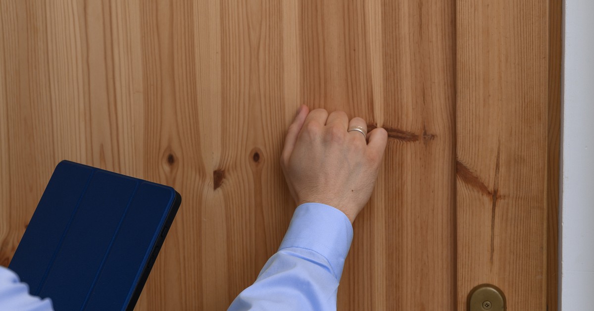 Uwaga! Rozpoczęły się kontrole mieszkań. Pytają o opłatę 349 zł