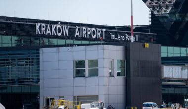 Agresja wobec Żydów na krakowskim lotnisku. Mamy komentarz władz portu