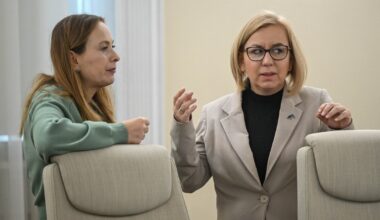 Hołownia nie przyszedł na spotkanie Polski 2050. Przekazał "serdeczną wiadomość"