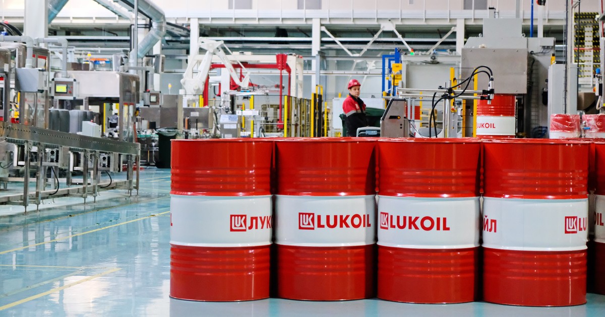 Carlyle Group przejmuje aktywa Łukoilu. Decyzja w rękach USA