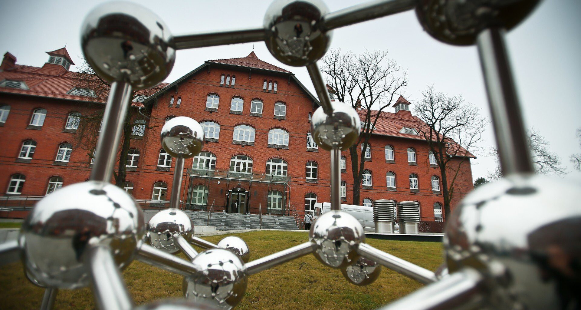 To miał być przełom. Zamiast tego rośnie technologiczny dług - Strefa Biznesu