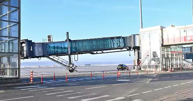 Prawie 5 mld zł na nowe lotnisko. Ta umowa może zmienić polski rynek lotniczy