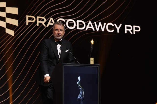 Michał Sołowow, zdobywca głównej nagrody narzekał podczas gali na wysokie ceny energii. Jego grupa przemysłowa skupia 15 spółek, o łącznych przychodach ok. 10 mld zł i zatrudnieniu ok. 16 000 pracowników. Wszystkie spółki właścicielskie zarejestrowane są w Polsce.