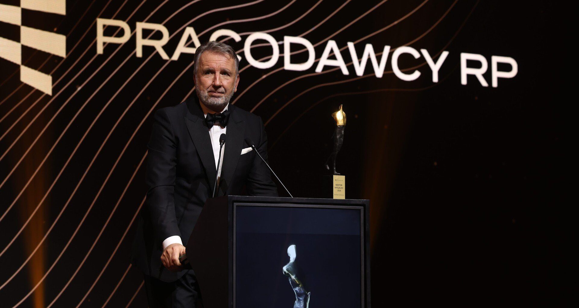 Znani przedsiębiorcy i minister finansów nagrodzeni w Warszawie