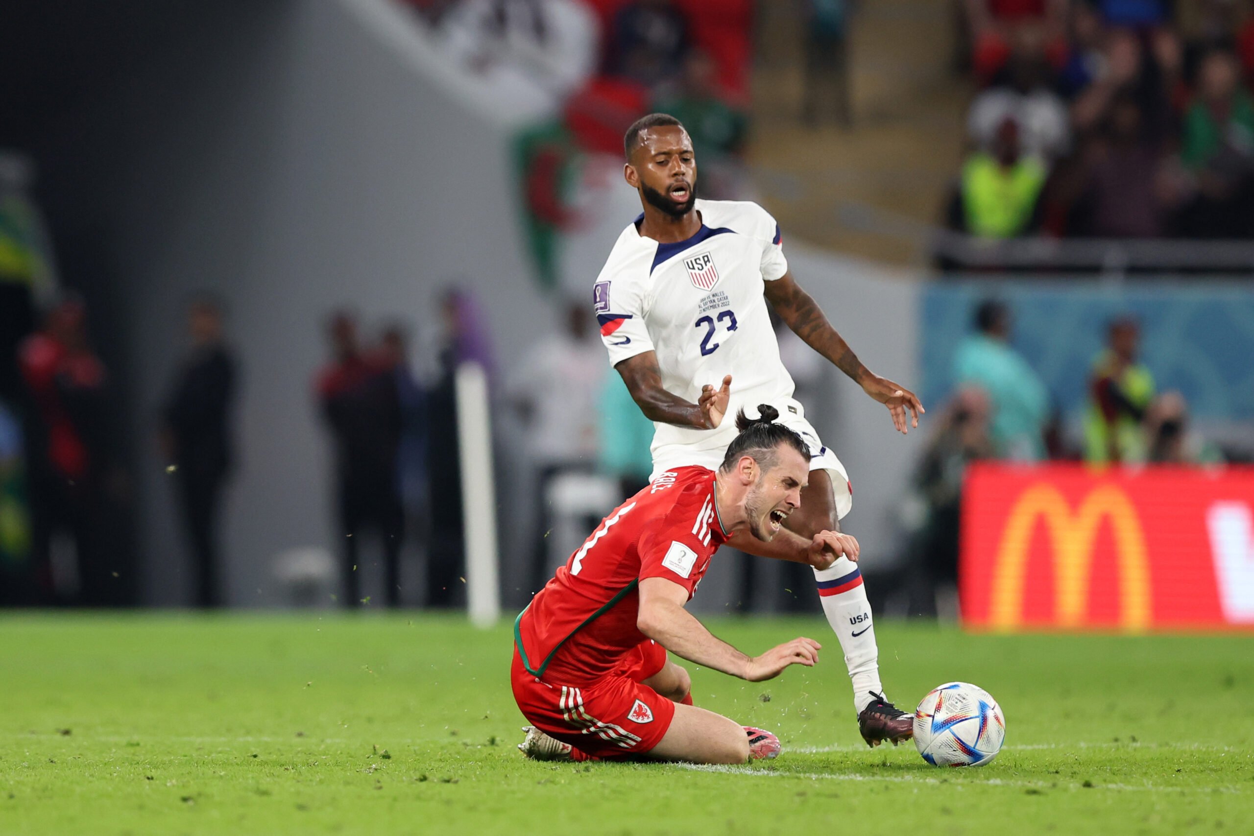 Kellyn Acosta podczas meczu USA - Walia na mundialu w Katarze