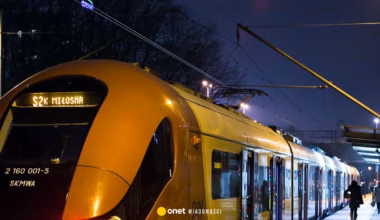 Śmiertelny wypadek w Warszawie. Pasażerów kolei czekają utrudnienia - Onet Wiadomości