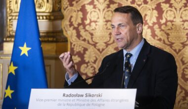 Radosław Sikorski w Paryżu o bezpieczeństwie Europy i roli Polski