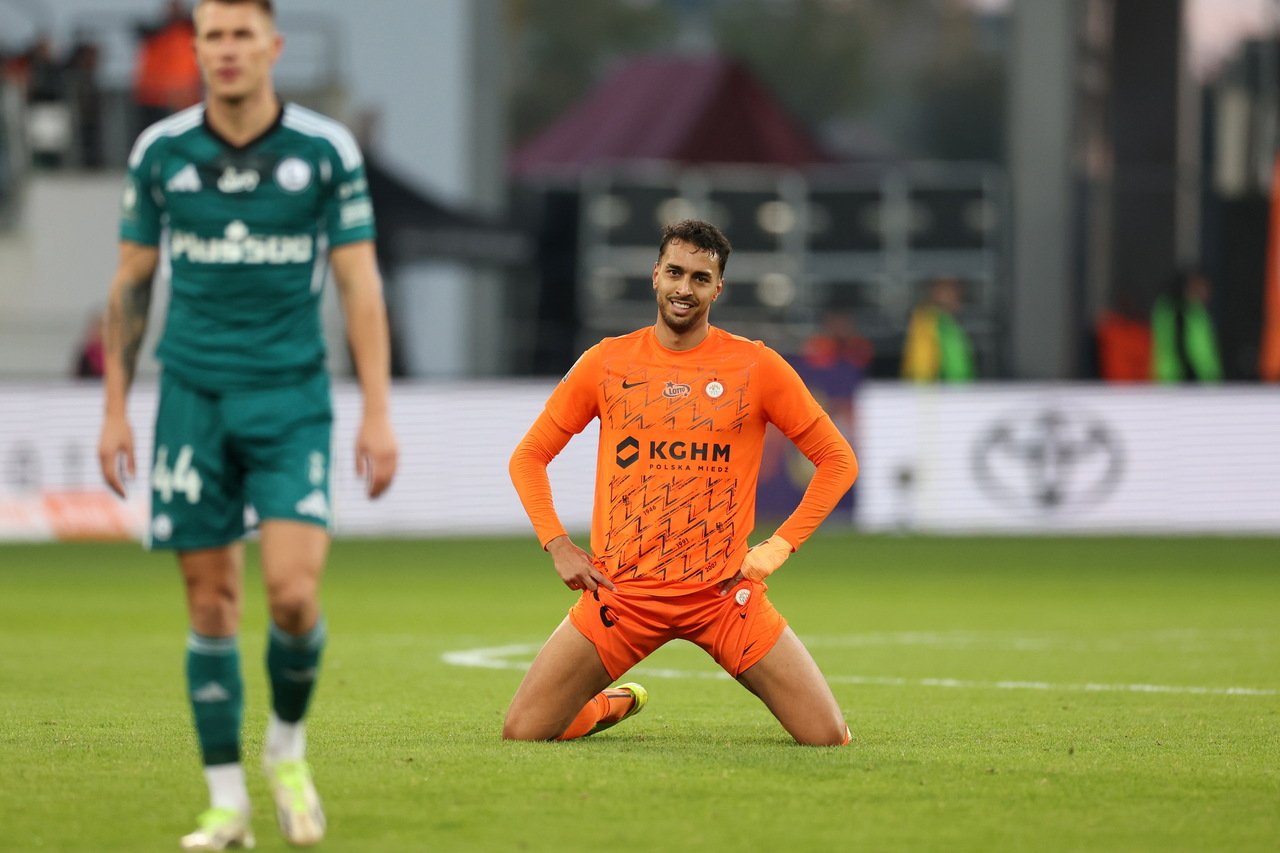 Zagłębie zrezygnowało z najlepszego napastnika. Kompromitacja!