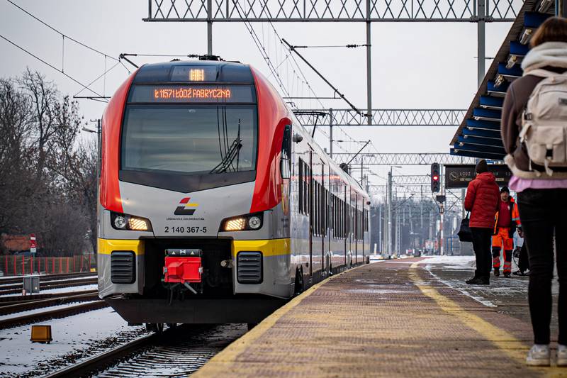 Nowe połączenie i dodatkowe postoje ŁKA na trasie Koluszki – Łódź
