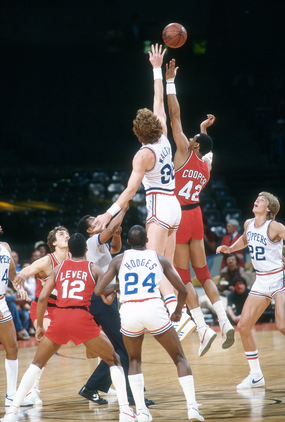 Mecz Clippers - Blazers w San Diego na początku lat 80. 
